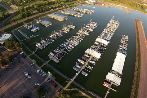 Lewis and Clark Marina 